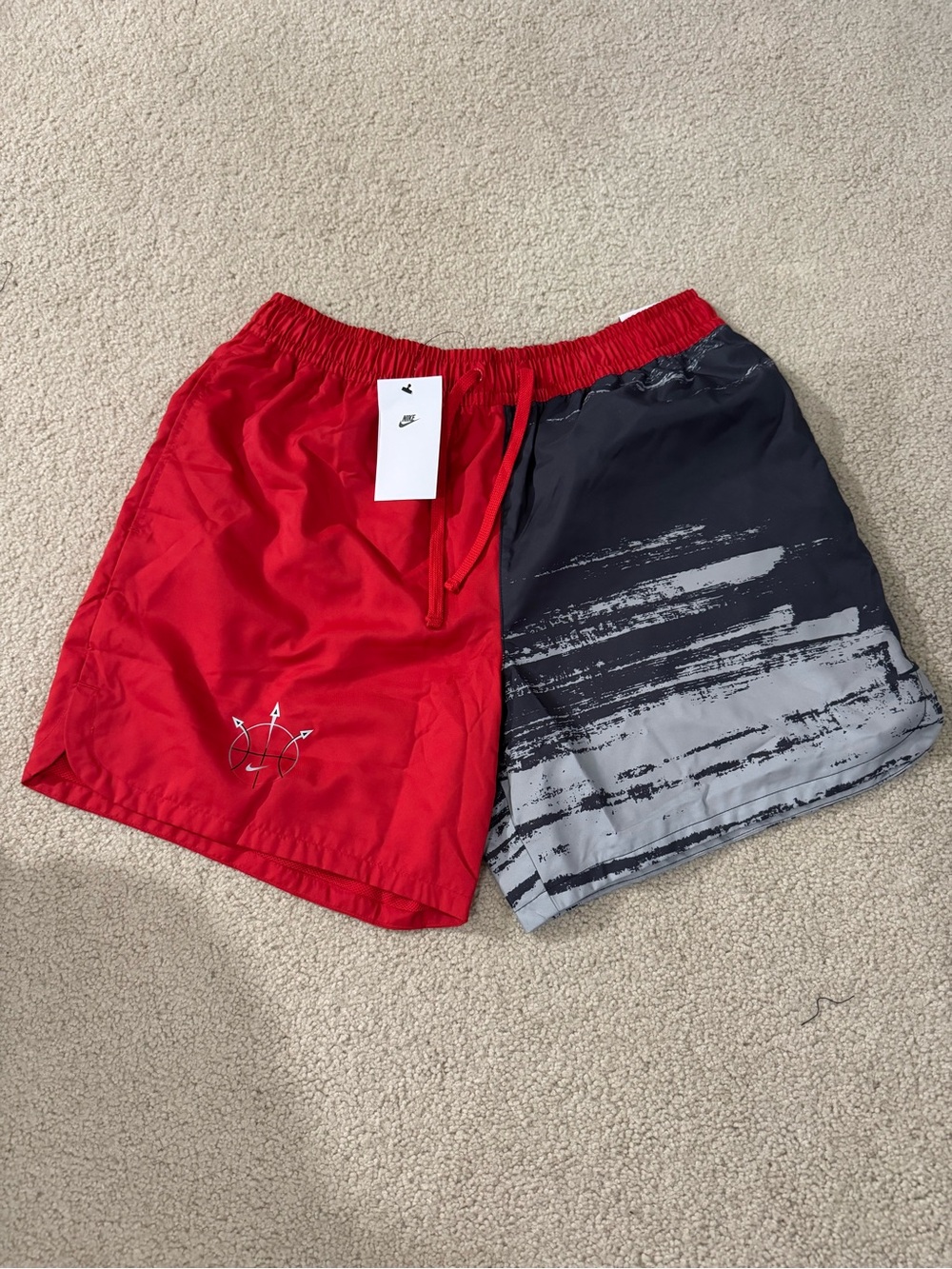 Nike Men’s Red and Black/Gray Graphic Shorts